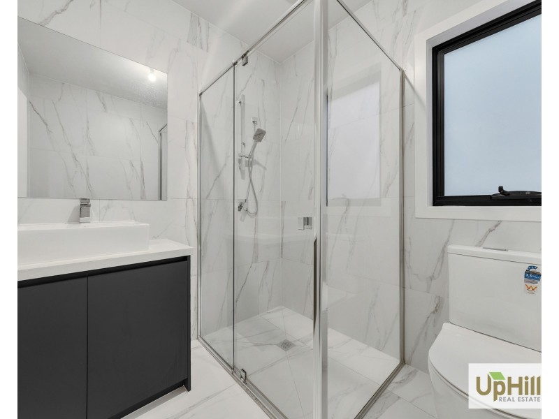 6 Stonethwaite Lane, Clyde North VIC 3978