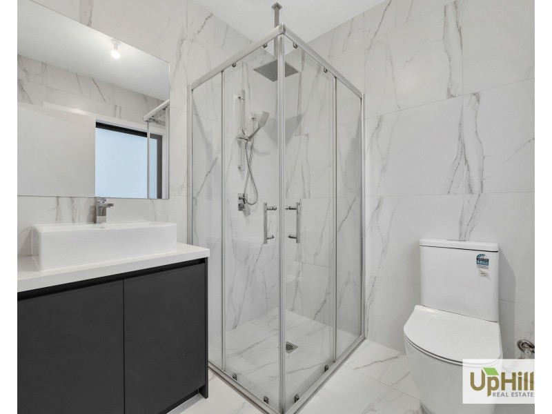 6 Stonethwaite Lane, Clyde North VIC 3978