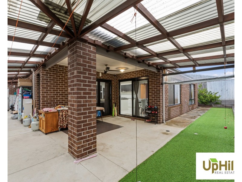 77 Everard avenue, Clyde North VIC 3978