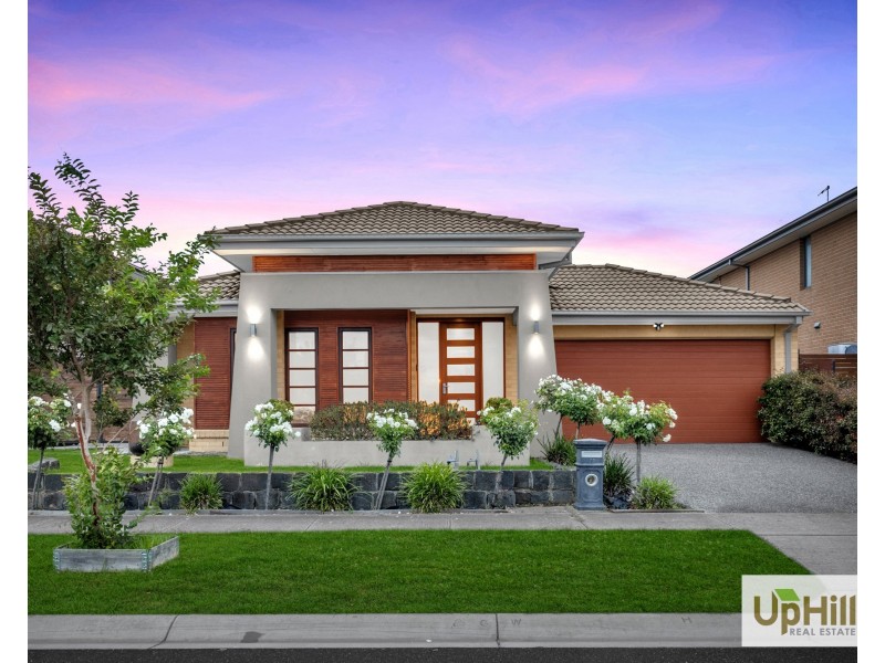 71 Moxham Drive, Clyde North VIC 3978