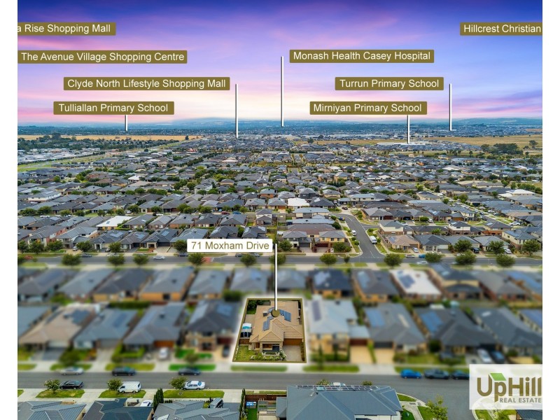 71 Moxham Drive, Clyde North VIC 3978