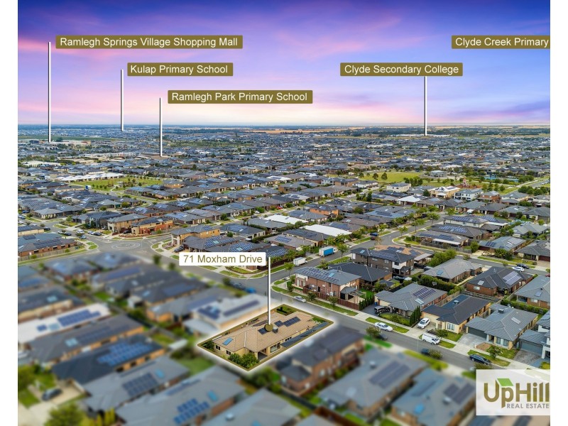 71 Moxham Drive, Clyde North VIC 3978