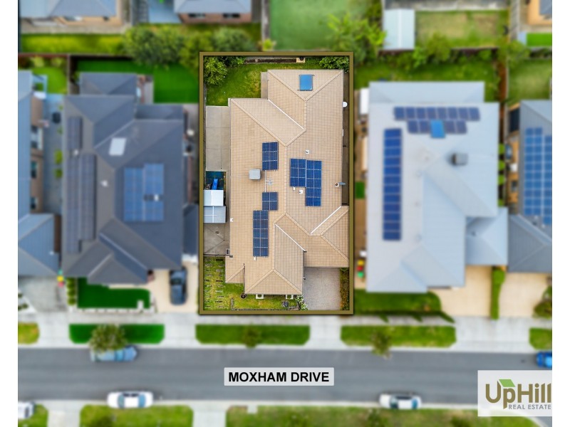 71 Moxham Drive, Clyde North VIC 3978