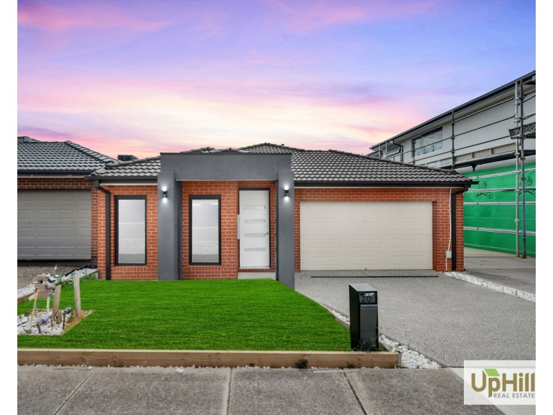 20 Antra Street, Clyde North VIC 3978