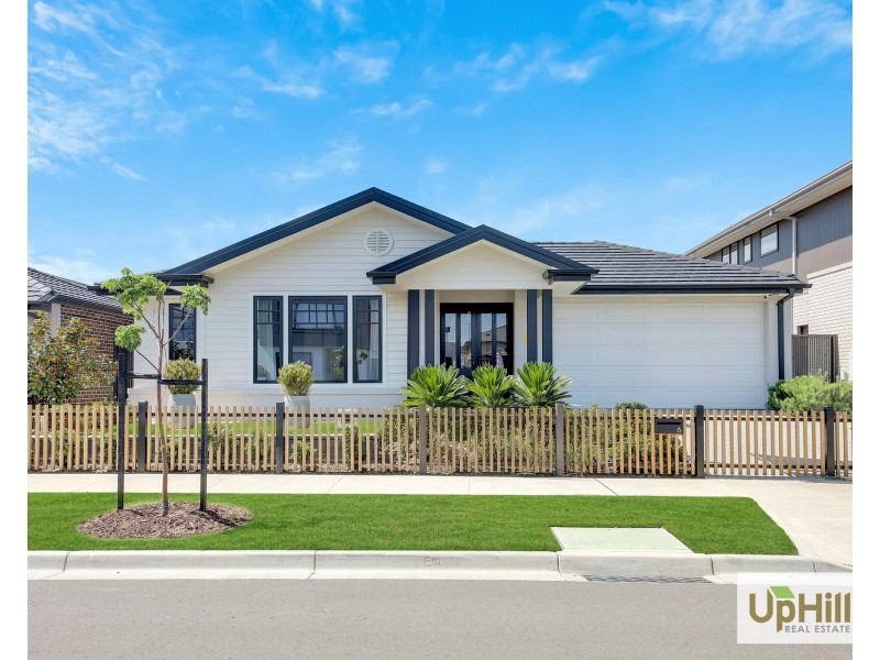 6 Babcock Street, Clyde North VIC 3978