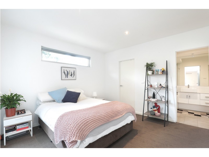 3 David Lane, Windsor VIC 3181