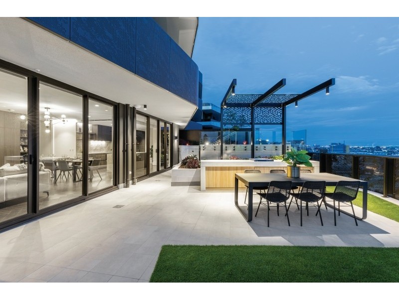 C1803 Penthouse/7 Chester Street, Newstead QLD 4006