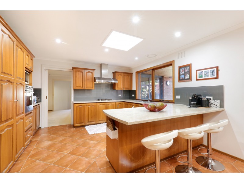 11 COLERIDGE COURT, Templestowe VIC 3106