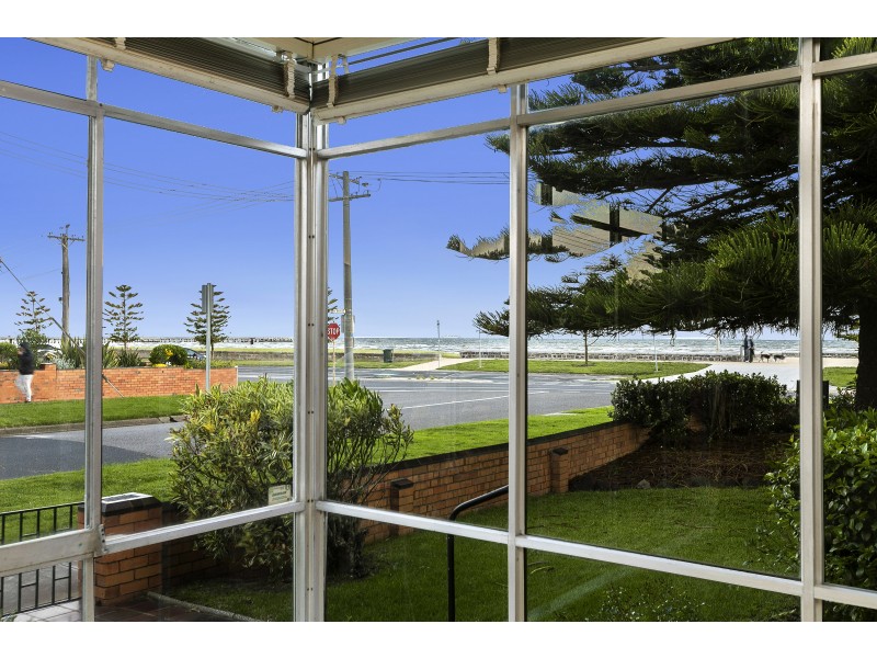 189 ESPLANADE, Altona VIC 3018