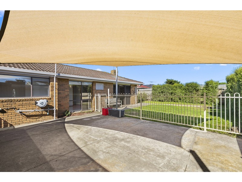 57 SOMMERS DRIVE, Altona Meadows VIC 3028