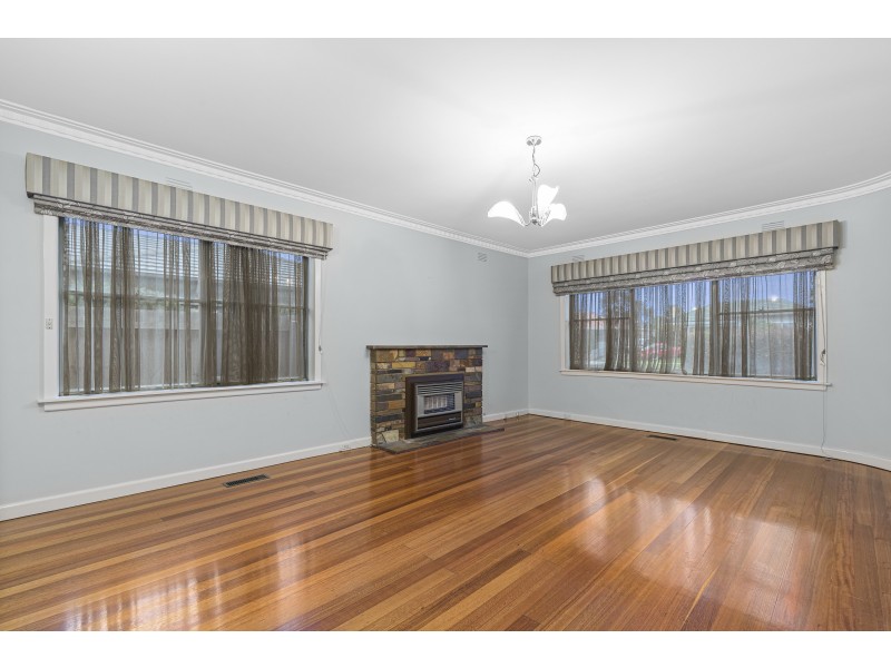 35 WREN STREET, Altona VIC 3018