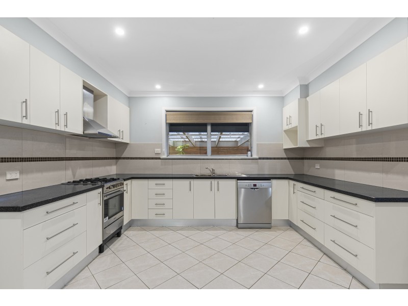 35 WREN STREET, Altona VIC 3018