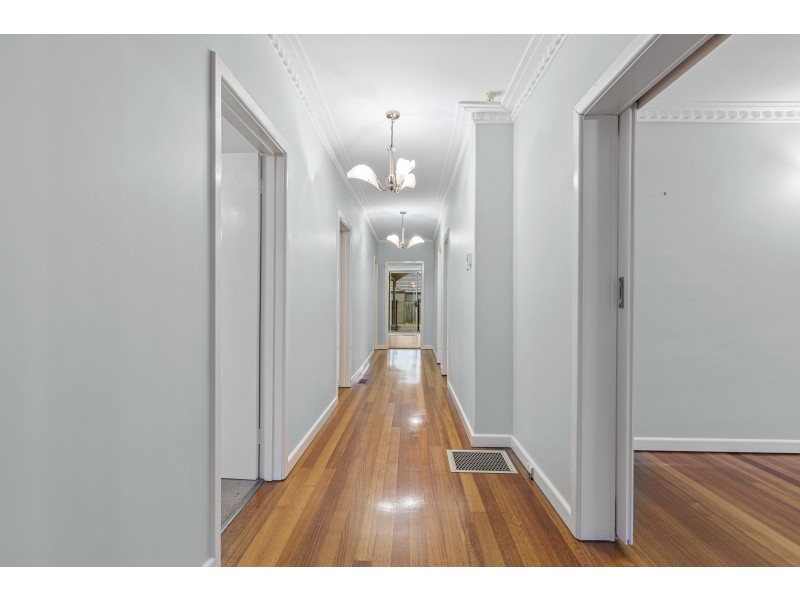 35 WREN STREET, Altona VIC 3018