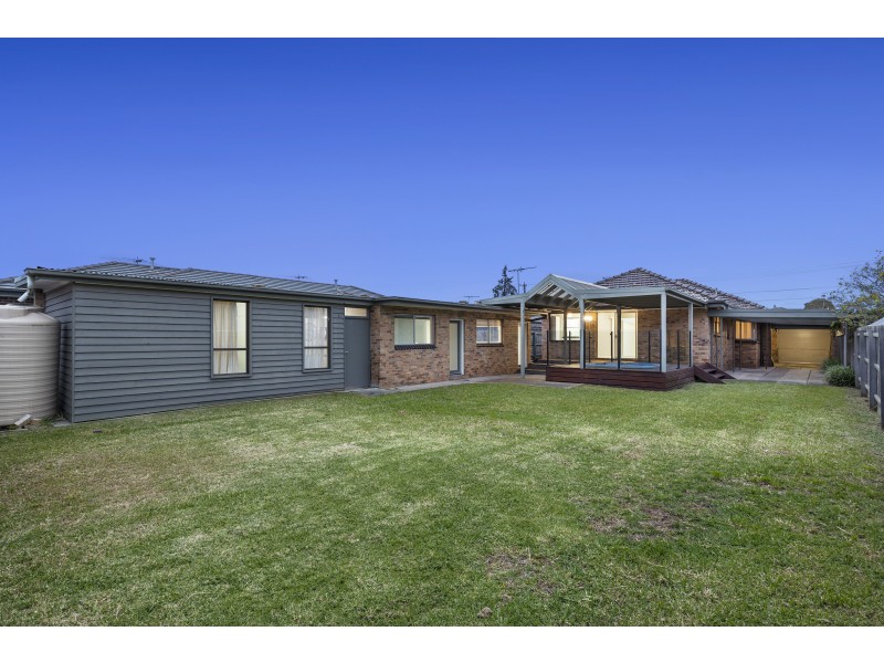 35 WREN STREET, Altona VIC 3018