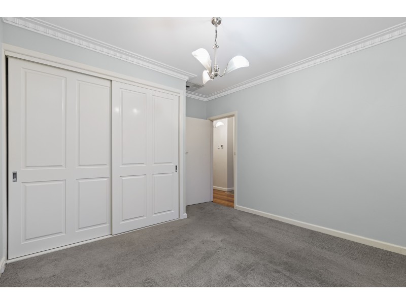 35 WREN STREET, Altona VIC 3018