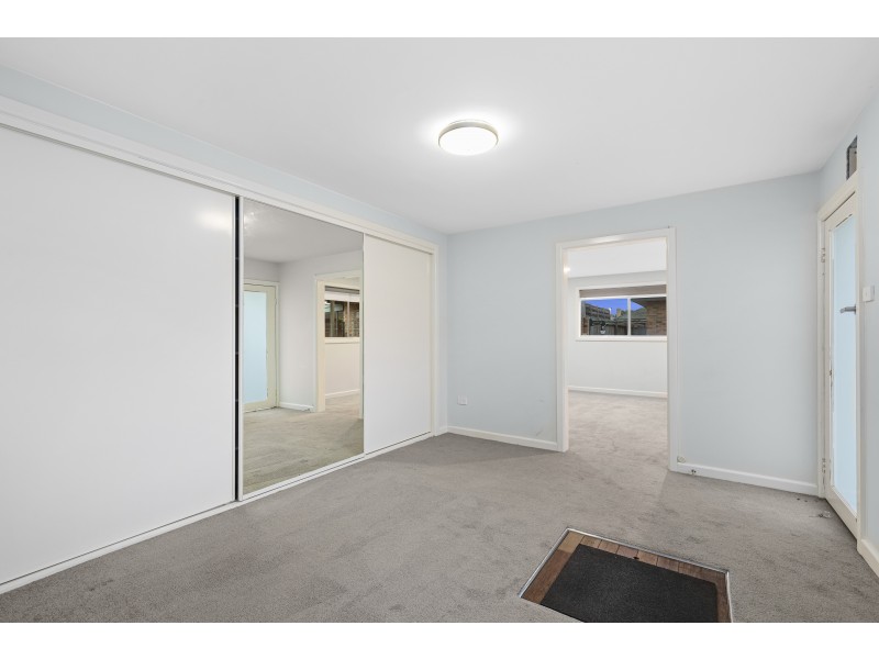 35 WREN STREET, Altona VIC 3018