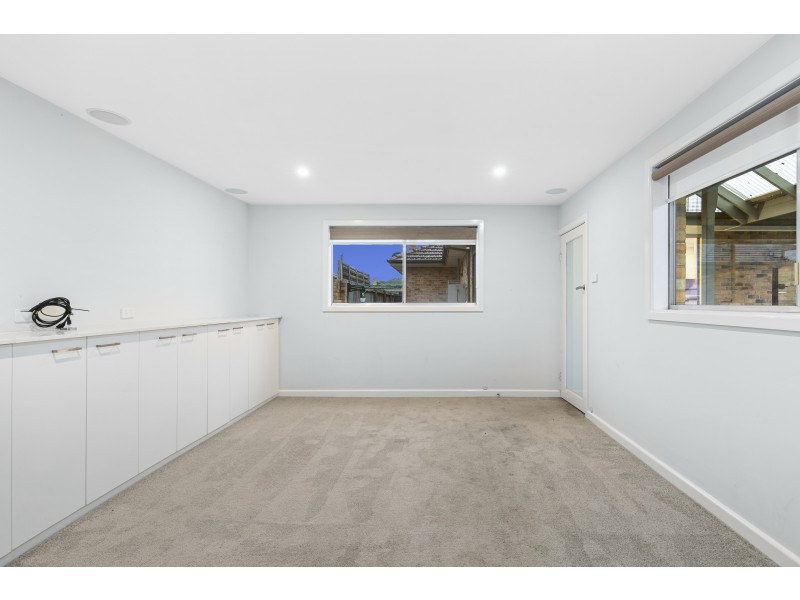 35 WREN STREET, Altona VIC 3018