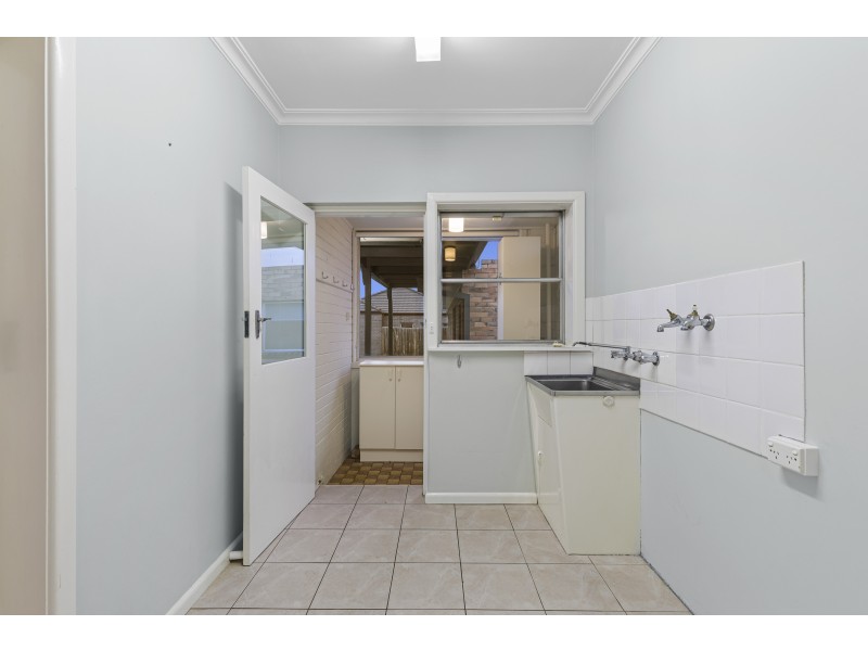 35 WREN STREET, Altona VIC 3018
