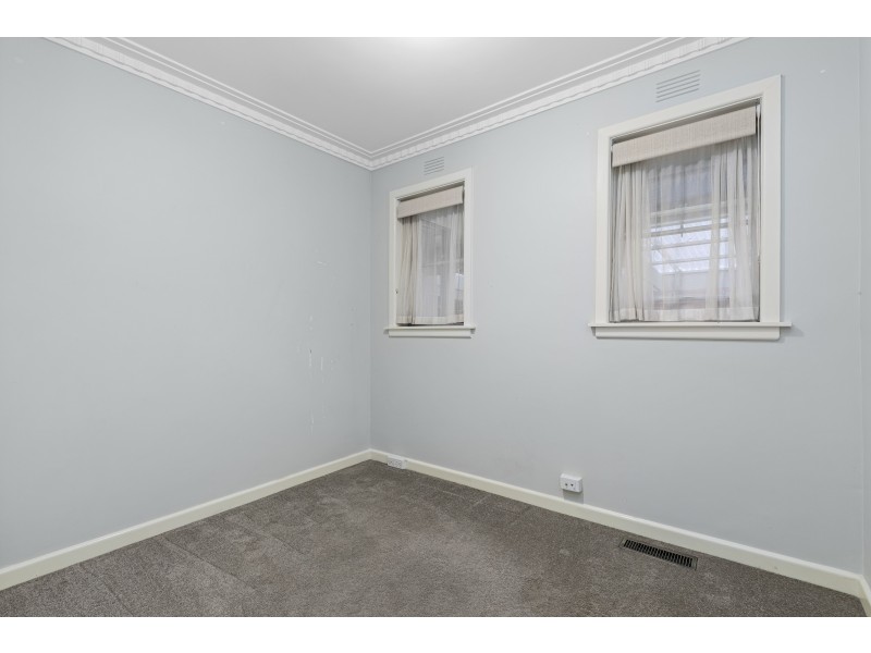 35 WREN STREET, Altona VIC 3018