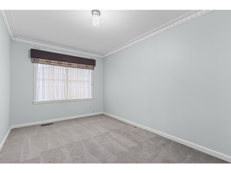 35 WREN STREET, Altona VIC 3018