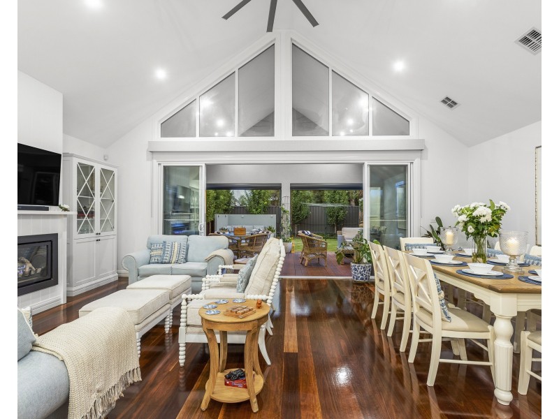 23 CIVIC PARADE, Seaholme VIC 3018