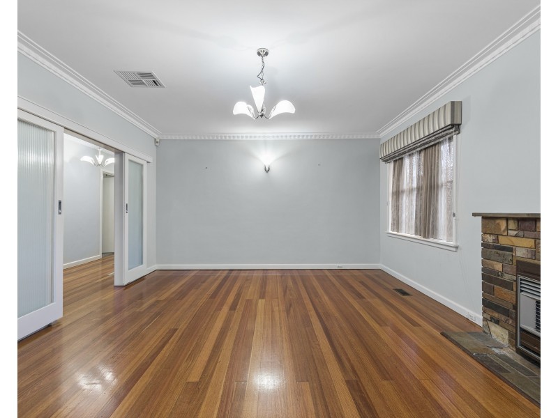 35 WREN STREET, Altona VIC 3018