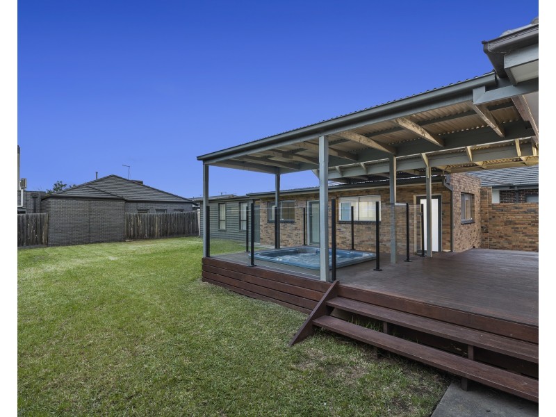 35 WREN STREET, Altona VIC 3018