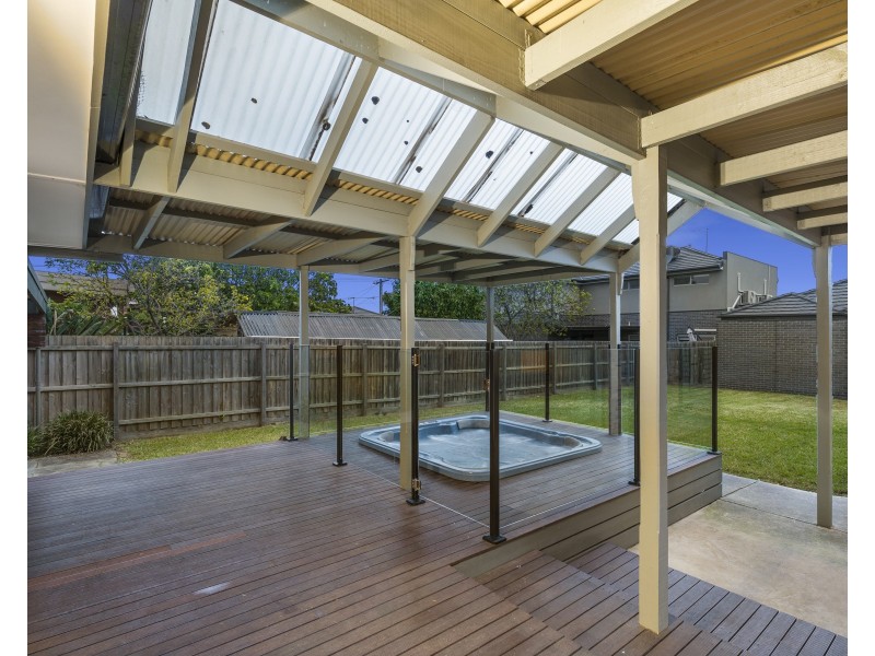 35 WREN STREET, Altona VIC 3018