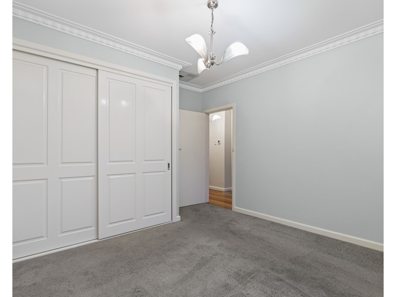 35 WREN STREET, Altona VIC 3018