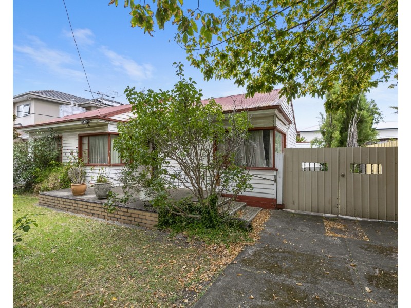 19 RAYNER STREET, Altona VIC 3018