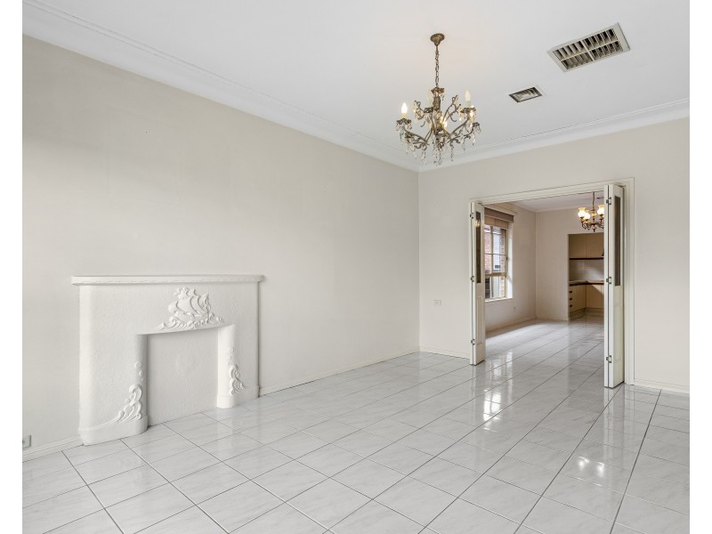 34 DELPHIN AVENUE, Altona North VIC 3025