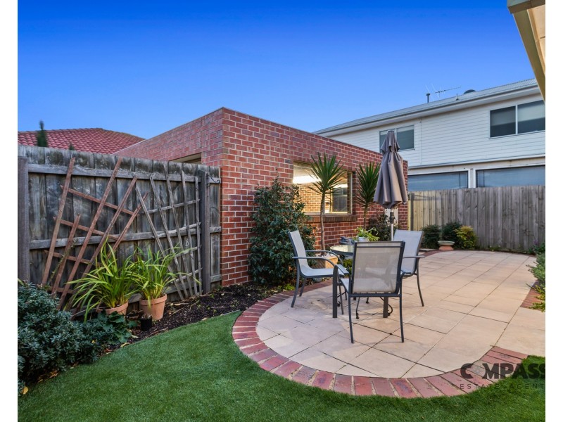 1/25 MULGA STREET, Altona VIC 3018