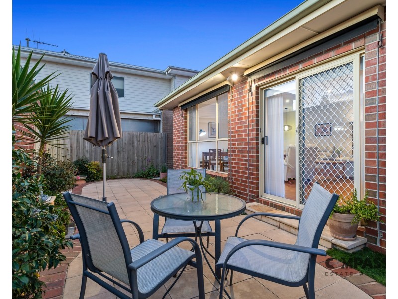 1/25 MULGA STREET, Altona VIC 3018