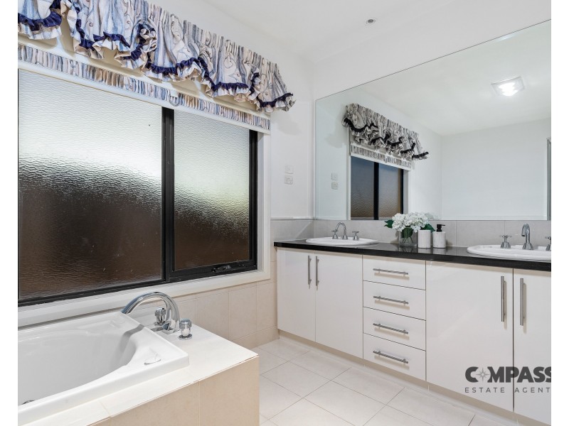 12 Blyth Street, Altona VIC 3018