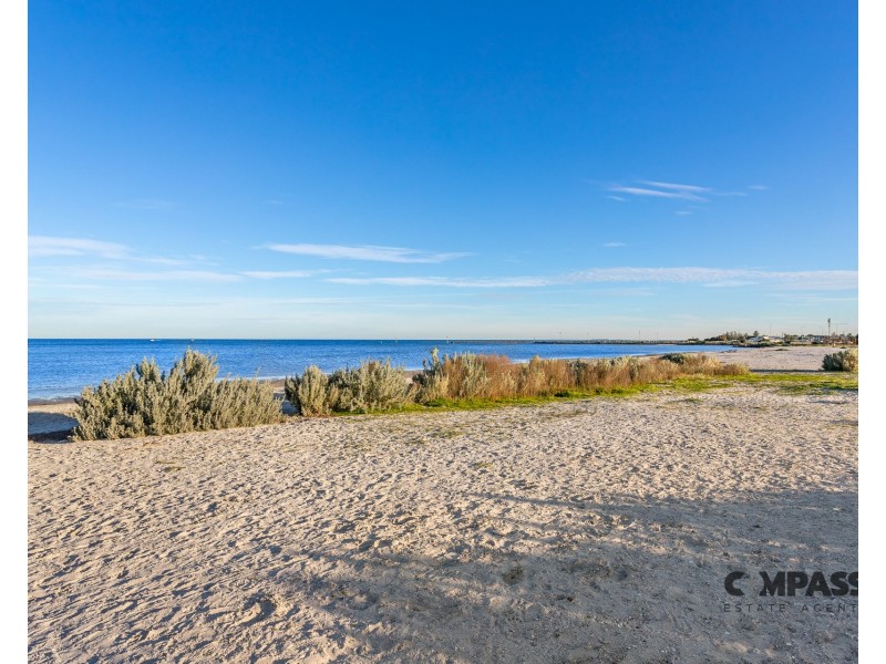 12 Blyth Street, Altona VIC 3018