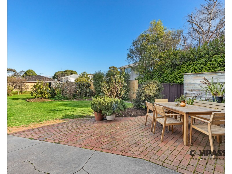 6 ILUKA COURT, Altona VIC 3018