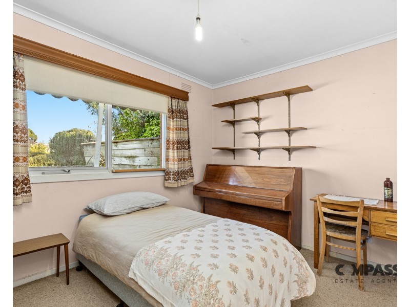 6 ILUKA COURT, Altona VIC 3018