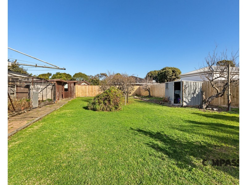 6 ILUKA COURT, Altona VIC 3018