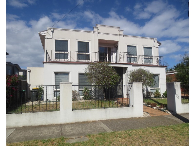 1/10 Mount Street, Altona VIC 3018