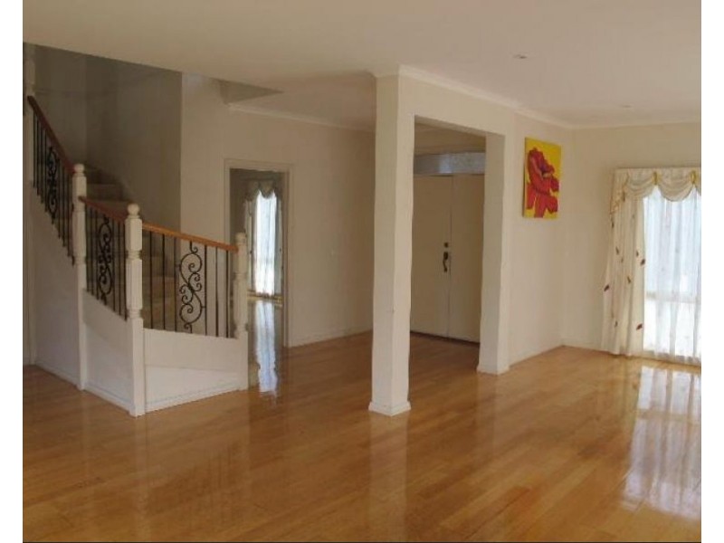 1/10 Mount Street, Altona VIC 3018