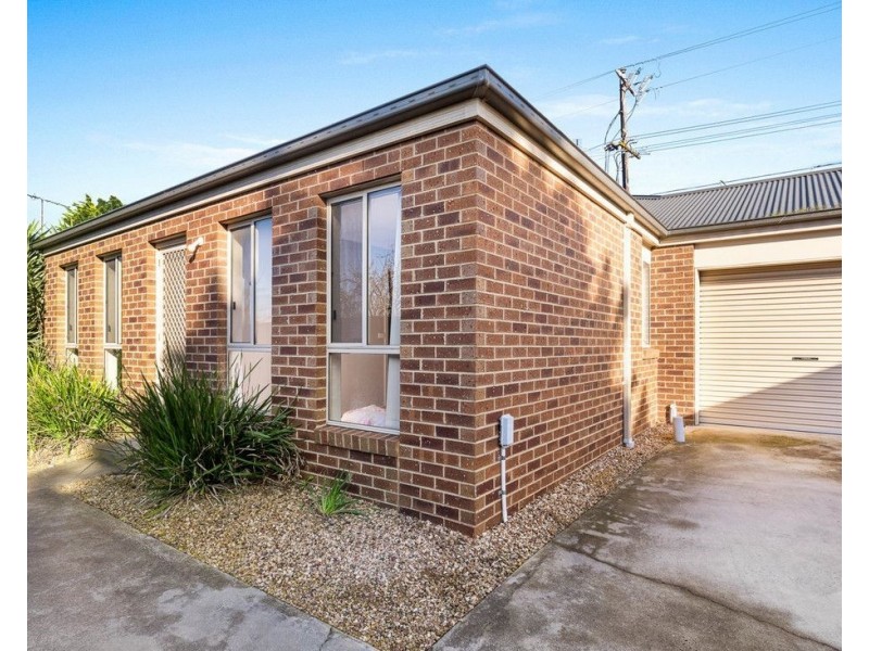 2/211 Separation Street, Bell Park VIC 3215