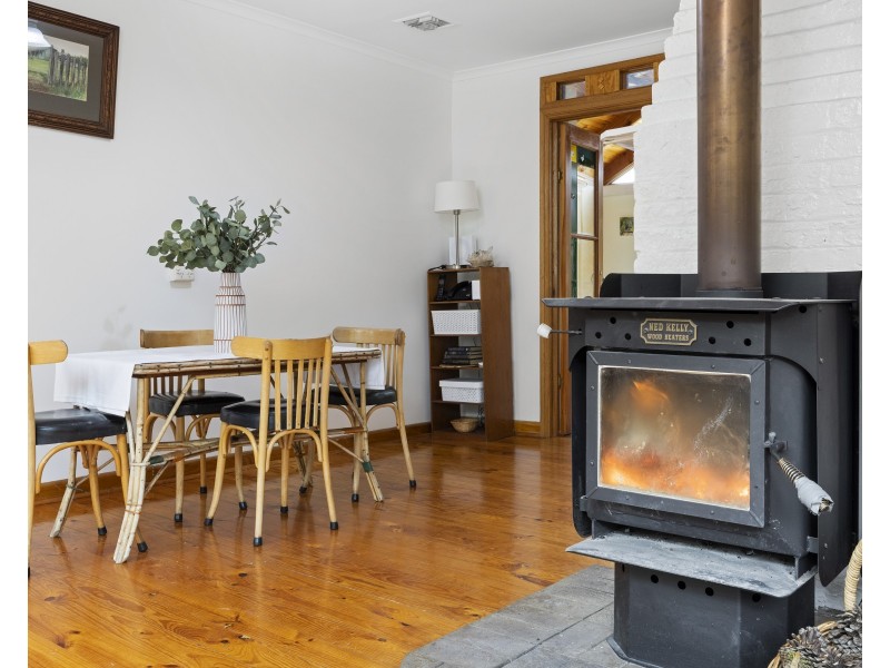 71 DUKE STREET, Daylesford VIC 3460