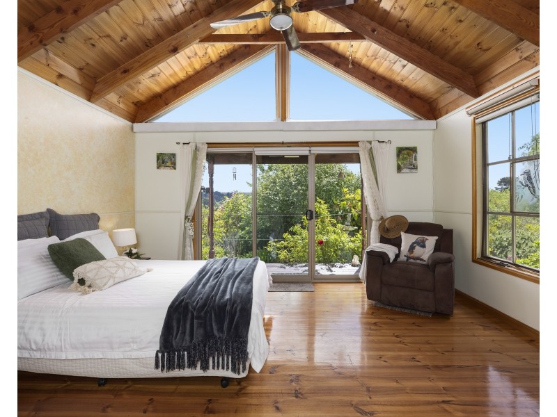 71 DUKE STREET, Daylesford VIC 3460