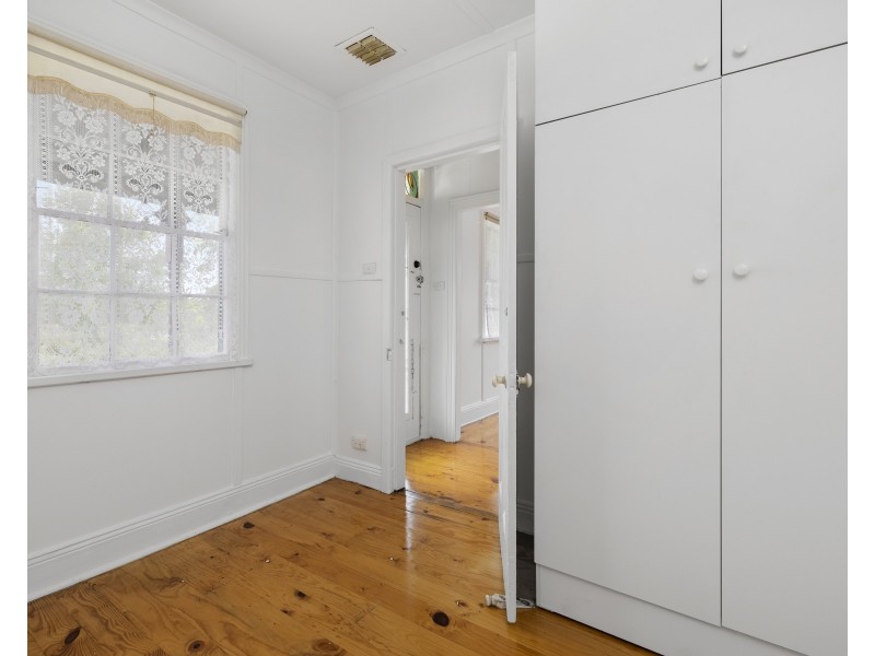 71 DUKE STREET, Daylesford VIC 3460