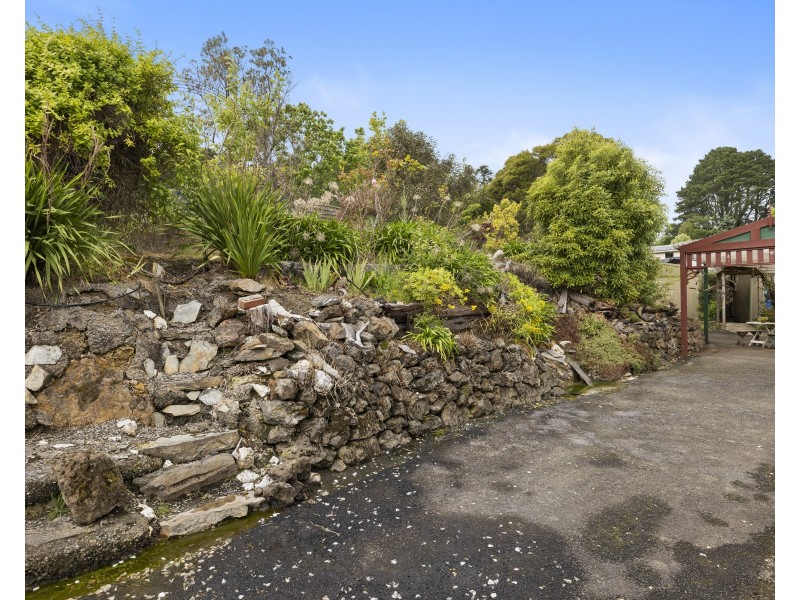 71 DUKE STREET, Daylesford VIC 3460