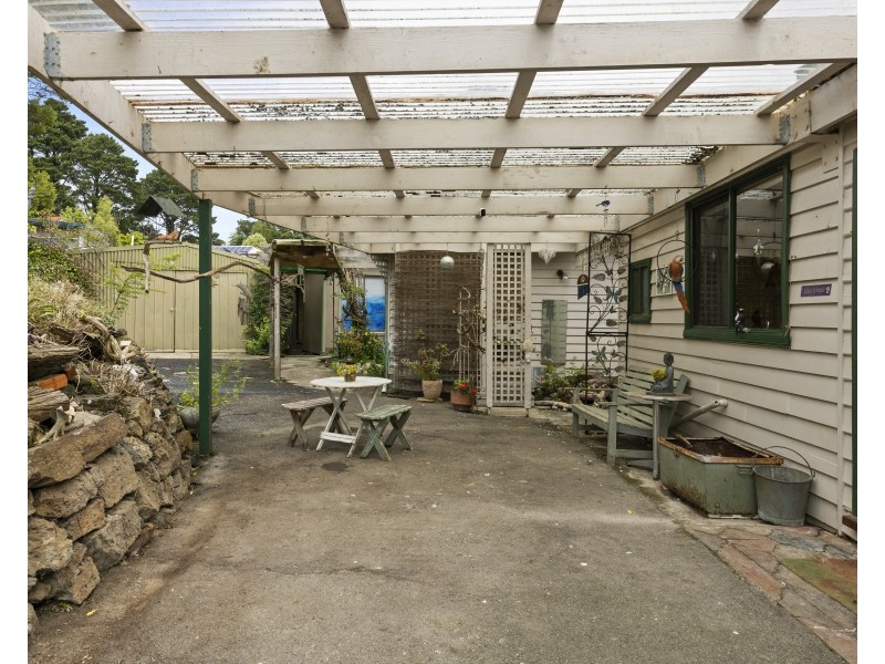 71 DUKE STREET, Daylesford VIC 3460