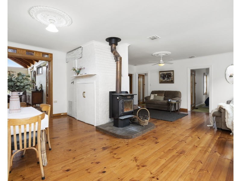 71 DUKE STREET, Daylesford VIC 3460