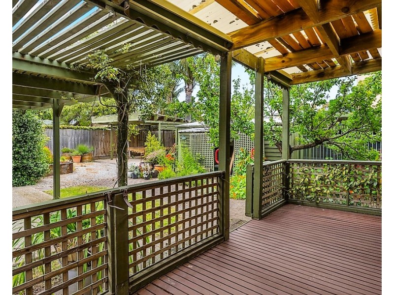 10 Seagull Ave, Altona VIC 3018