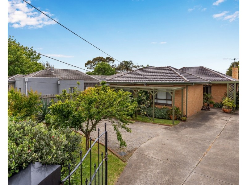 10 Seagull Ave, Altona VIC 3018