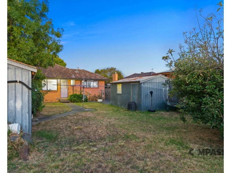 23 Fenfield Street, Altona VIC 3018